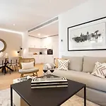 Apartment Genteel Aire *